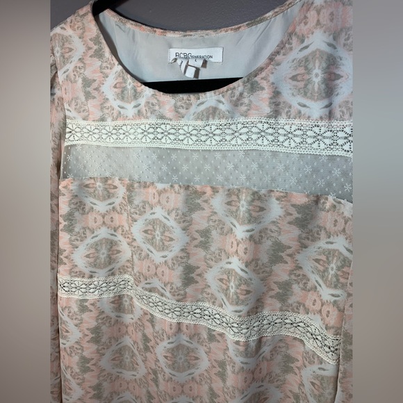 Pink Patterned Lace BCBG Long Sleeve Dress Size Large - Picture 3 of 4
